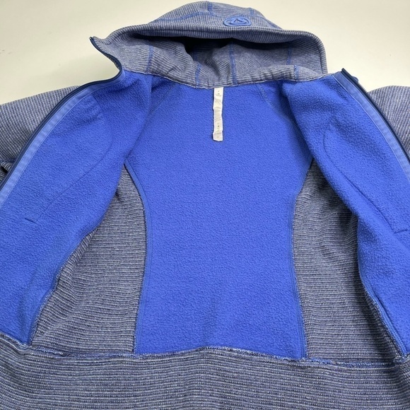 Lululemon Blue Microstripe Rocksteady Gradient Wee Stripe Active Scuba Hoodie - Picture 12 of 16